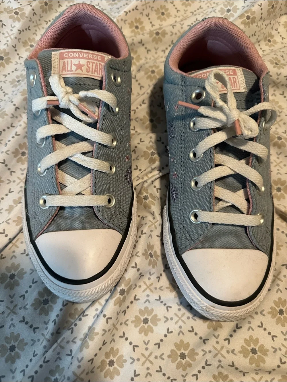 Converse Kids Low Top Sneakers - Blue with Pink Trim